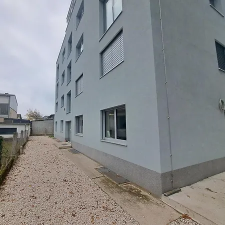 Monteurzimmer Bei Ktc