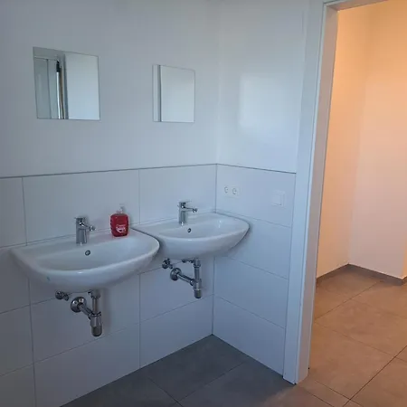 Monteurzimmer Bei Ktc *